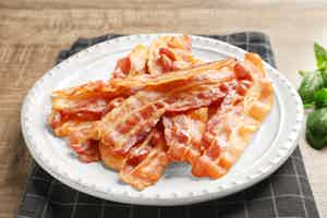 Keto and Cholesterol: What Happens to Your Cholesterol Levels When You’re on a Keto Diet