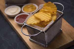 12 Best Keto-Friendly Chips in 2023