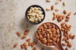 21 Science-Backed Benefits of Almonds