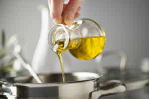 Hydrogenated Oil: What It Is and How to Avoid It