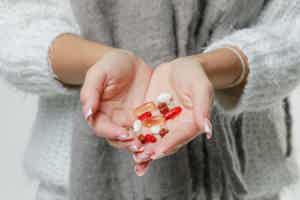 Thyroid Supplements: 7 Science-Backed Nutrients for a Healthy Thyroid